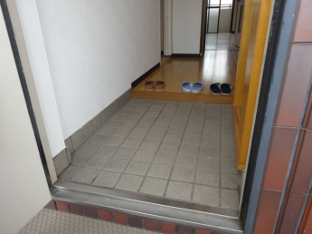 【玄関】