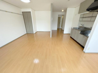 西　ＬＤＫ１８帖