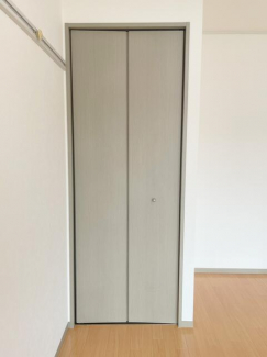 西　ＬＤＫ１８帖