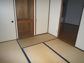 新居浜市庄内町４丁目のマンションの画像