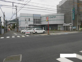 伊予銀行城北支店まで105m