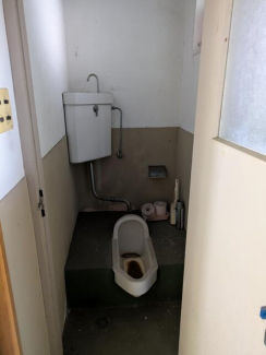 松山市三津１丁目の店舗事務所の画像