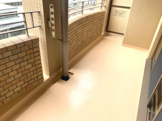 【バルコニー】