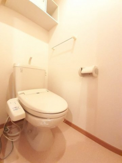 シンプルで使いやすいトイレです