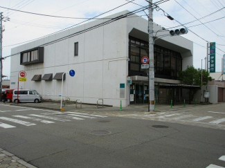 伊予銀行郡中支店様まで750m