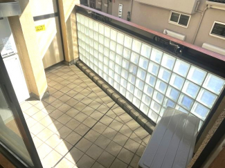 【バルコニー】