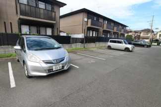 【駐車場】