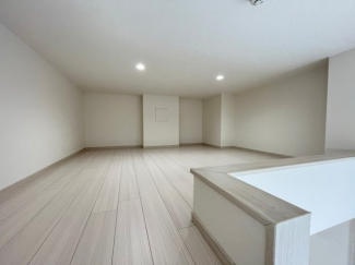 【寝室】