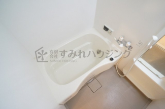 参考、同建物・反転間取りの号室