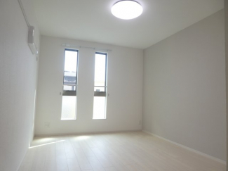 ※写真は同物件別部屋です