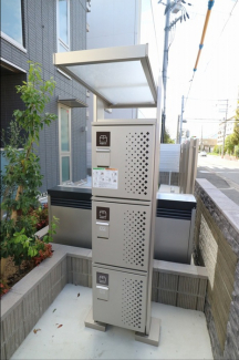 落ち着いたエントランスです