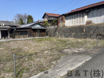 ■建築条件なし■不動産のご相談はB&T株式会社へ♪現地待ち合わせ歓迎！ご都合の日時をお知らせください。