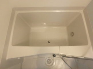 日々の疲れを癒すお風呂付です