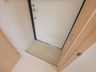 シンプルで使いやすい玄関です