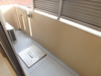 お洗濯にも便利なバルコニー付き