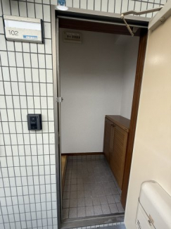 【玄関】