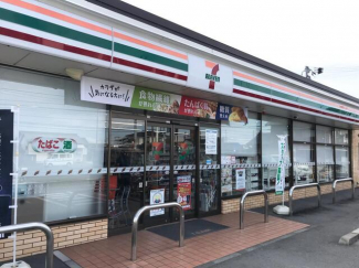 セブンイレブン今治東村４丁目店まで536m