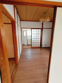 真ん中の居室