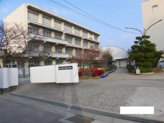 松山市立清水小学校まで892m