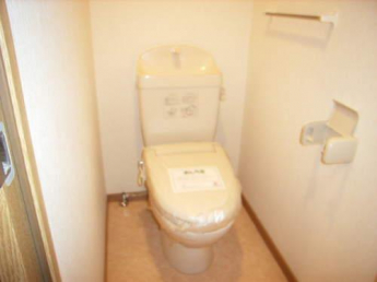 清潔感のあるトイレです