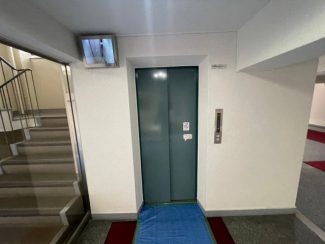 エレベーター付き