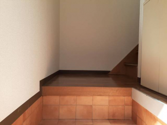 毎日通る玄関はこちらです