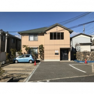 駐車場があるので、車を買う予定の方も安心です