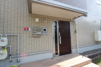 【エントランス】