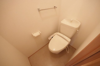 ゆったりとした空間のトイレです