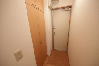 ゆったりとした玄関です