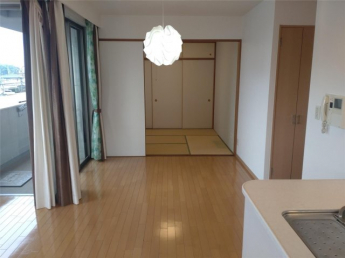 【居間・リビング】