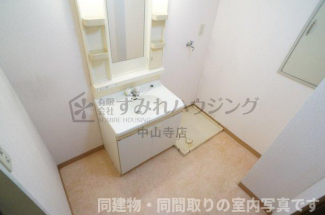 【洗面所】