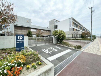 余土中学校まで1238m