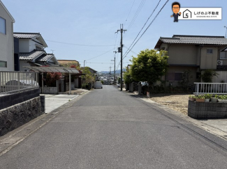 前面道路は約6.9ｍの広さがございます。