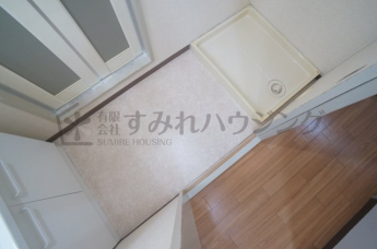 参考、同建物・同間取りの号室