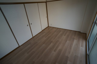 【寝室】
