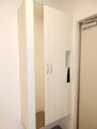 収納もある玄関です