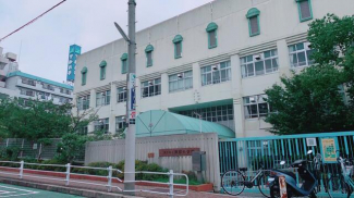 神戸市立稗田小学校まで467m
