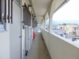 2階共用通路です☆