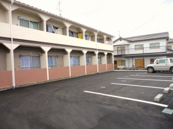 【駐車場】