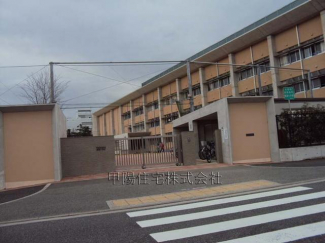精道小学校まで600m