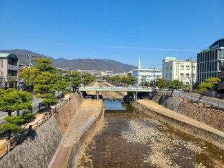 芦屋川まで300m