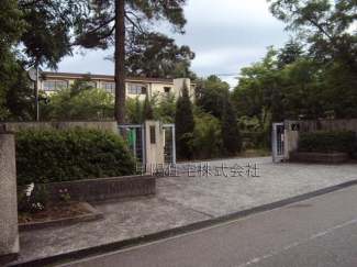 甲陵中学校まで1800m