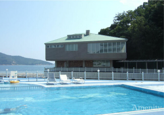 専用プール及び温泉棟