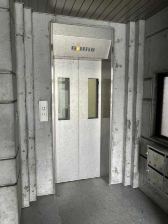 松山市平和通１丁目のマンションの画像