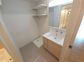 コンパクトで使いやすい洗面所