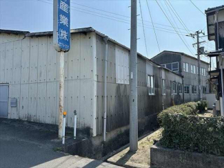 松山市堀江町の倉庫の画像