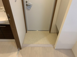 【玄関】