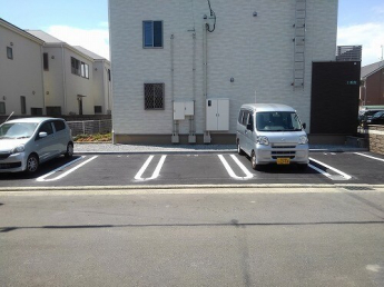 【駐車場】
