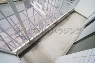 【バルコニー】